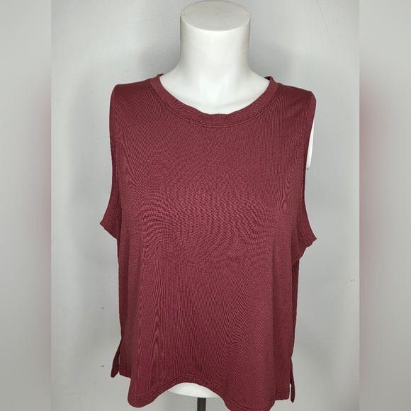 lululemon athletica Tops - Lululemon Atletica ptp:20" (M/L) Sleeveless Burgundy Training Muscle Tee